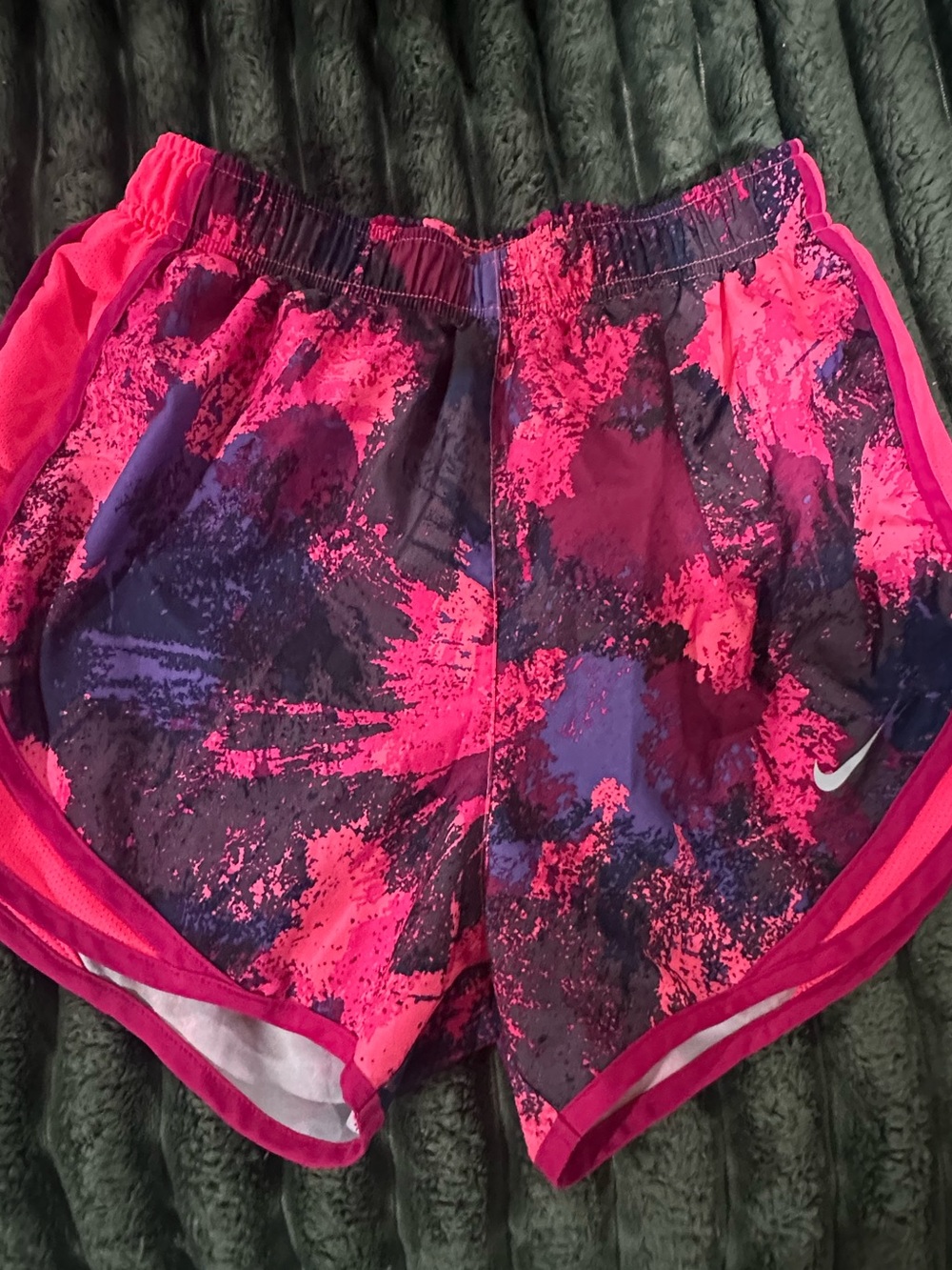 Nike Women’s Pink Abstract Print Athletic Shorts